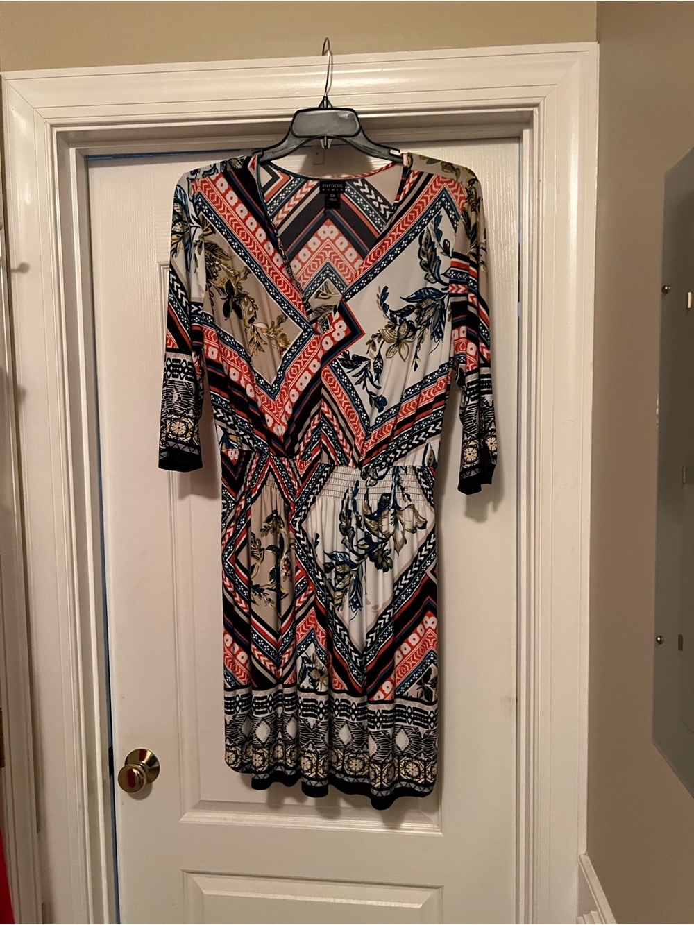 Enfocus Studio Multicolor Geometric V-Neck Blouse